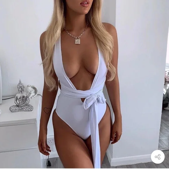 Brazilian women’s *S Low Plunge Front one piece floral swimsuit multiway tie NEW - Picture 7 of 8